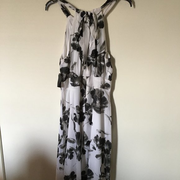 R&K Black & White Floral Sleeveless Halter Boho Maxi Dress Sz 18 - Picture 5 of 5